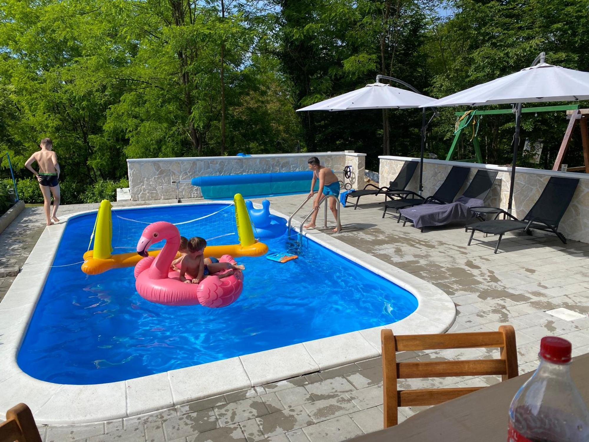 4Trees Holiday House Slunj Ngoại thất bức ảnh
